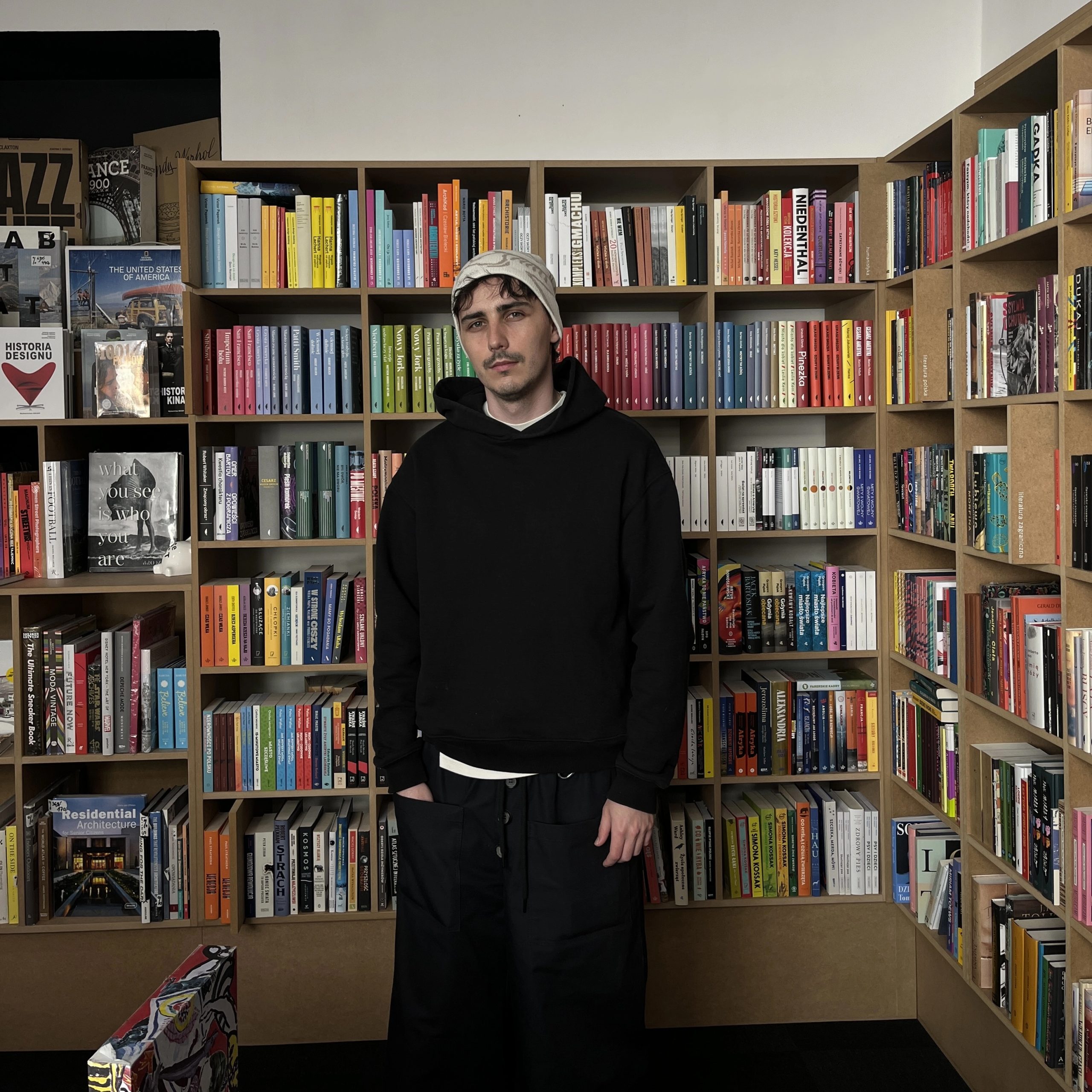 BIZZLE ORGANIC BASIC HOODIE BLACK - Image 2